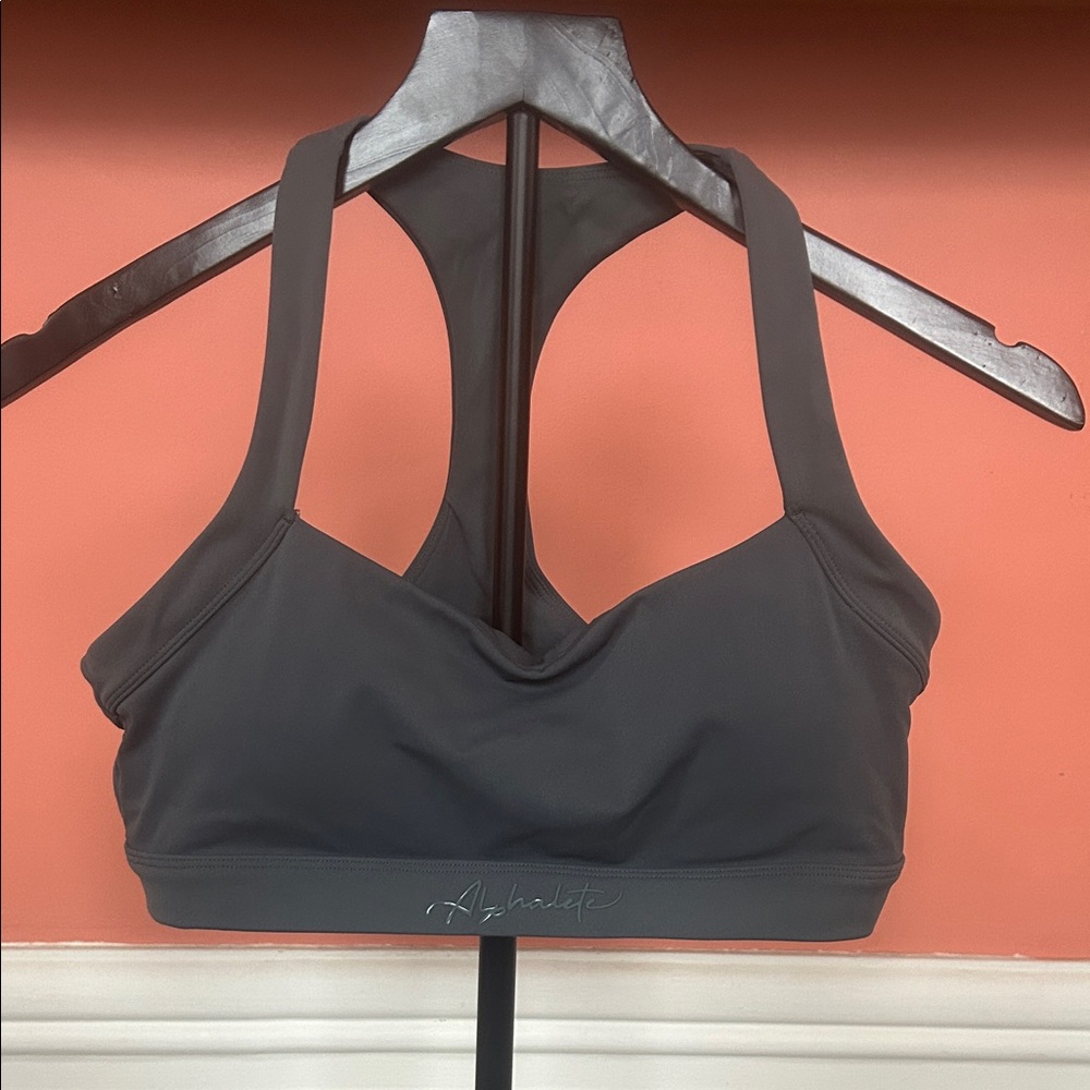 Alphalete sports bra.